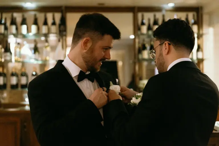 Свидетель на свадьбе: полное руководство по обязанностям и подготовке