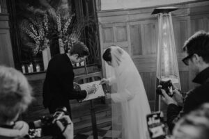 Что подарить на свадьбу. Agence Chance